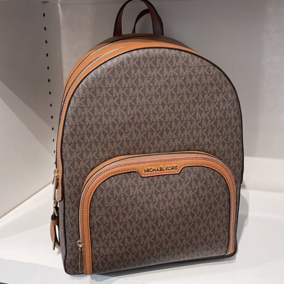 Michael Kors Jaycee Large Zip Pocket Backpack Brown - Picture 1 of 16